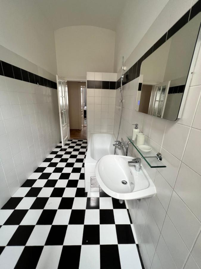 Iconic Suite_@O&R Vienna Exterior photo